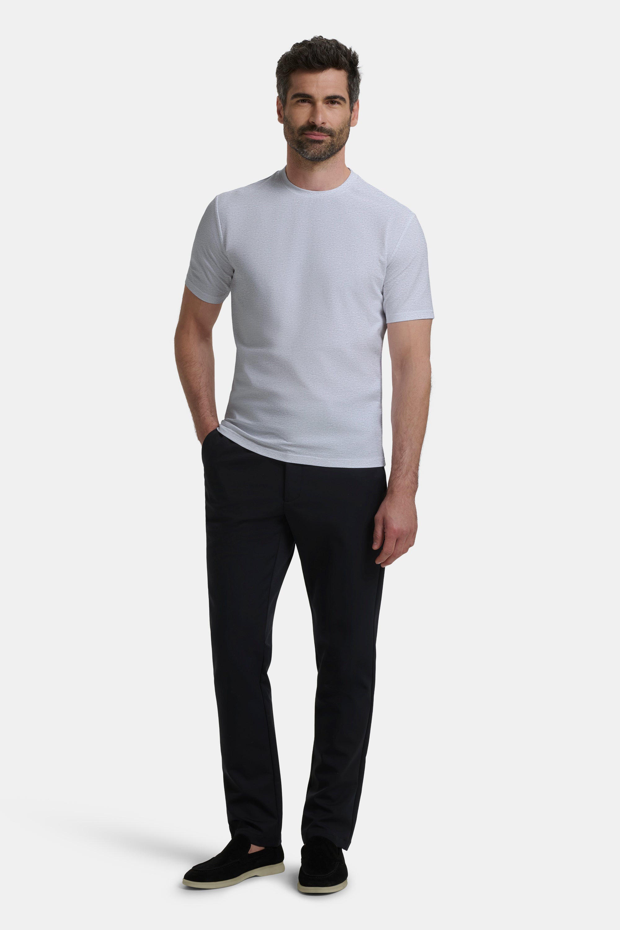 OLEELLINEN SLIM T-Paita