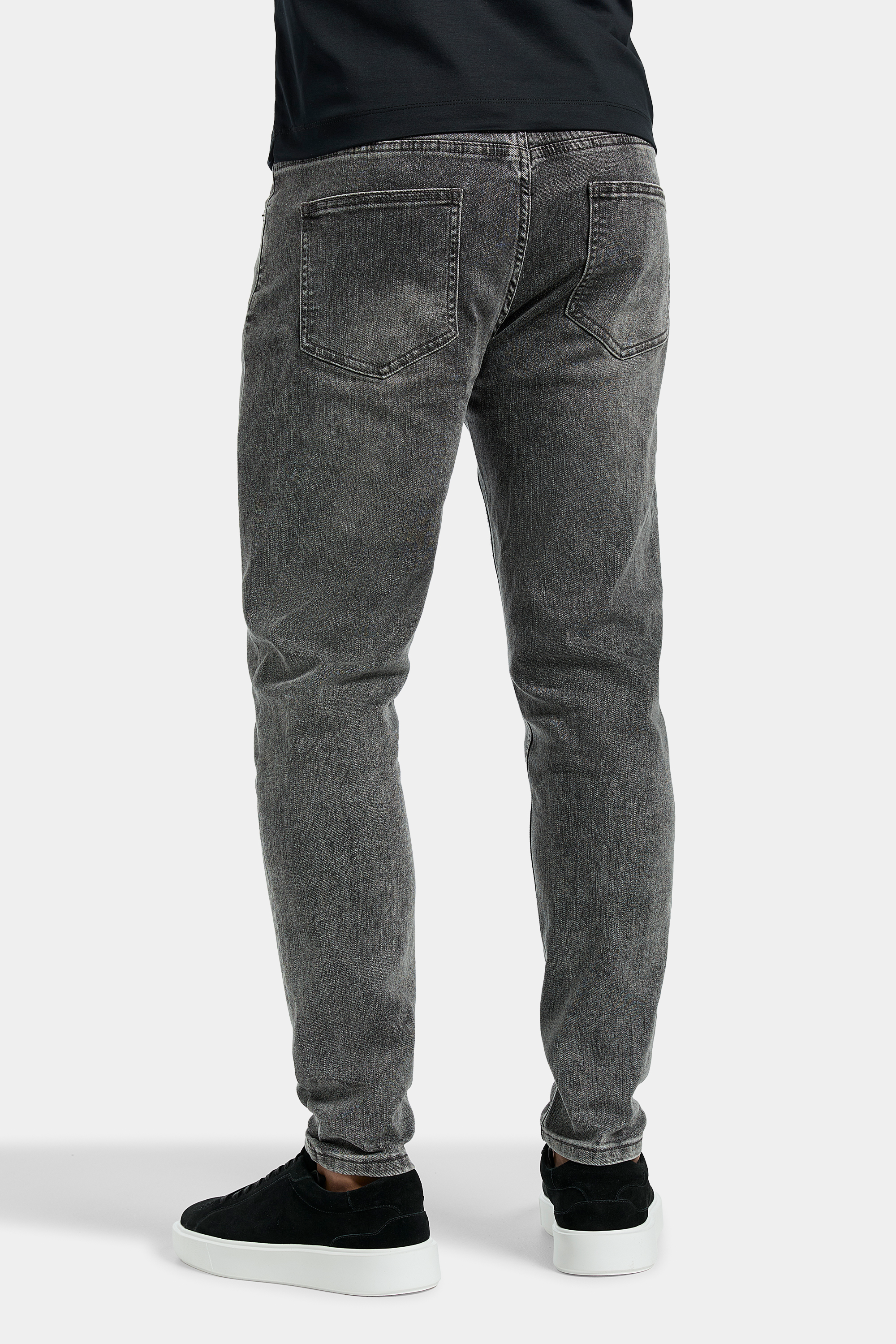 MATTEO SLIM JEANS